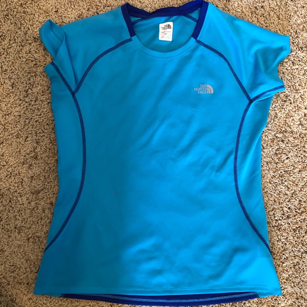 Women’s North face workout top
